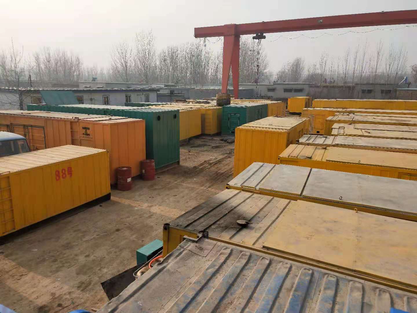 苏尼特右租赁发电机-灰尘、风沙对柴油发电机组造成哪些不良影响？