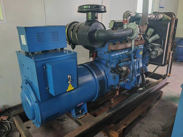 苏尼特右100kW柴油发电机组使用多级机油有哪些优缺点？